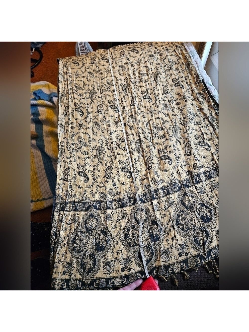 Paisley Butter Yellow and Black Shawl - Picture 5 of 8